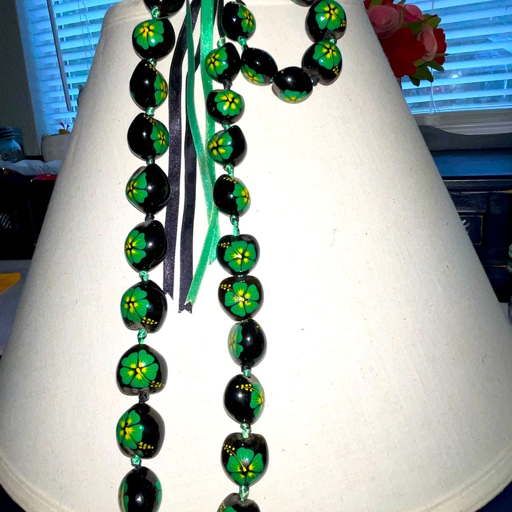 Super Cute painted beaded necklace